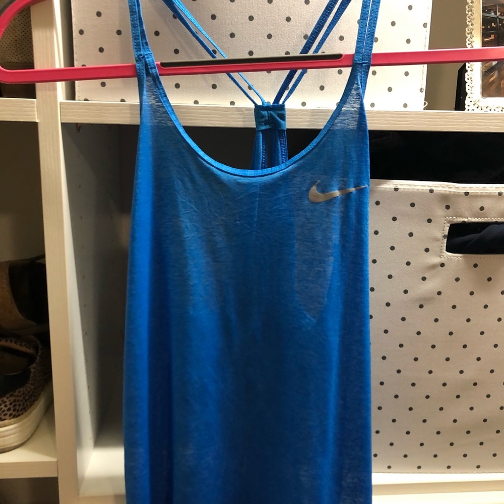Nike workout tank top